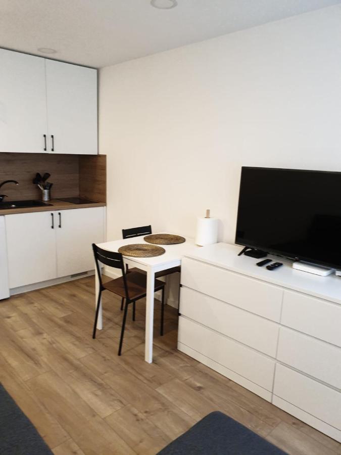 Studio Rent In Jeziorosy Zewnętrze zdjęcie